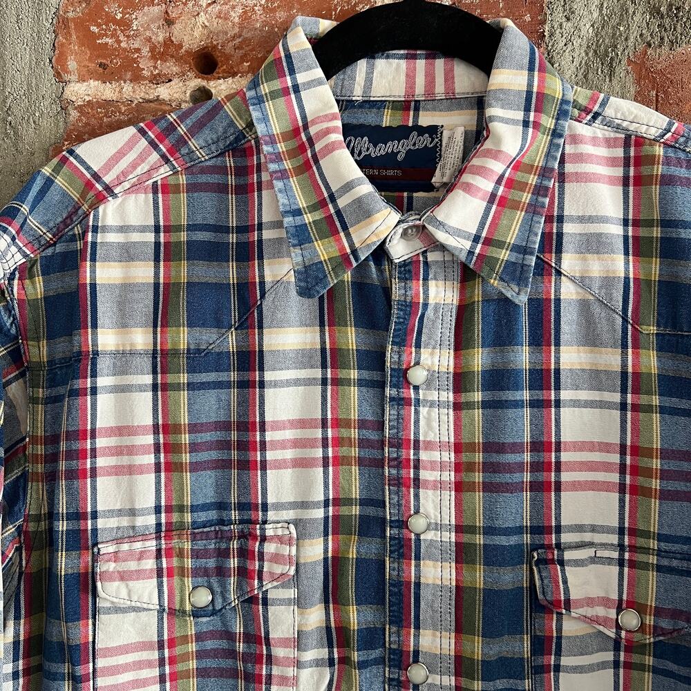 VTG Wrangler Plaid Denim Weight Pearl Snap Men's Shirt L 25x31